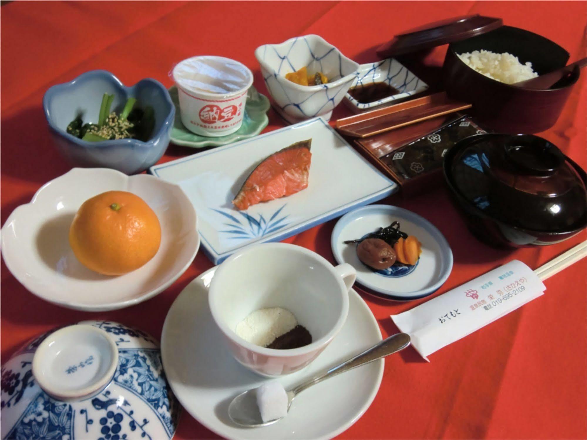 Hotel Onsen Minshuku Sakaeya Shizukuishi Exteriér fotografie